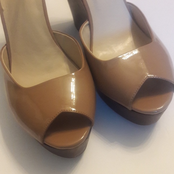 Shoe Mint/ Nude/ Peep Toe/ Chunky Style Heels - Picture 6 of 8